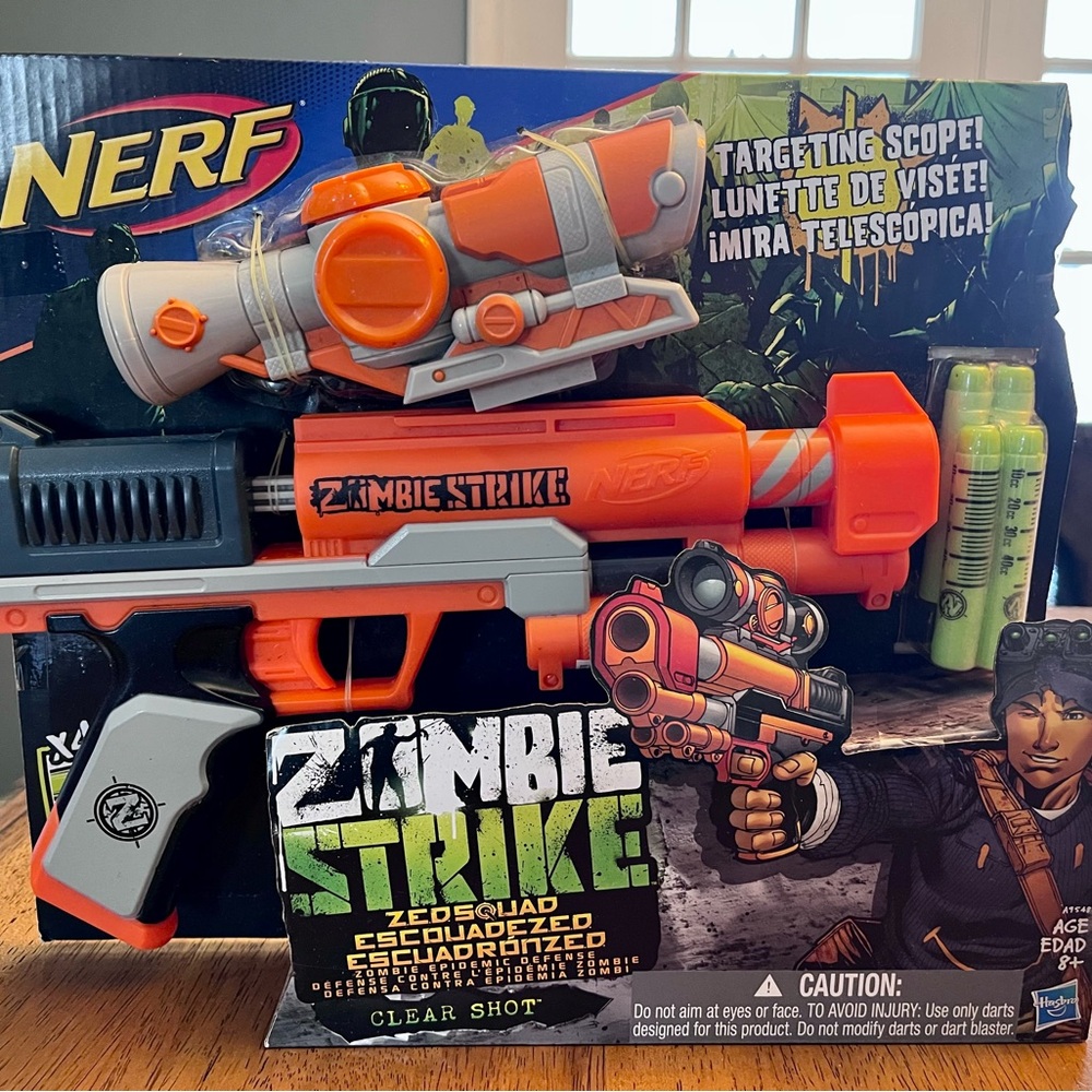 Nerf Zombie Strike Clear Shot, in original packaging